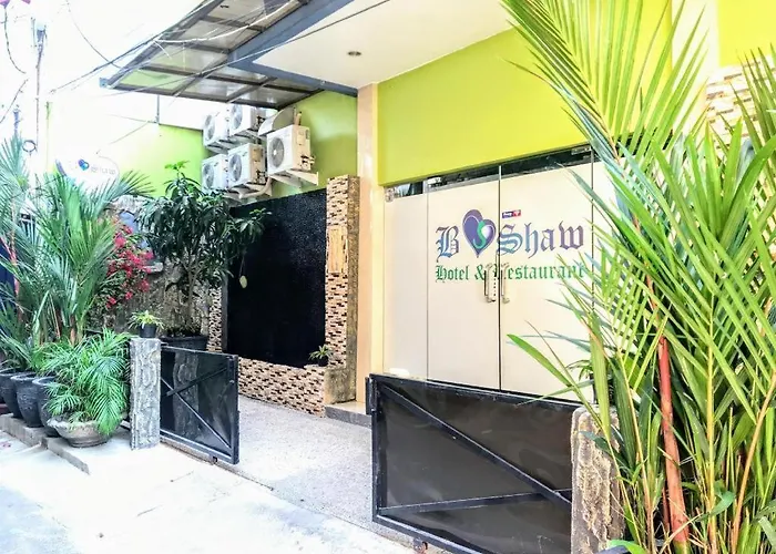 B Shaw Hotel Giacarta